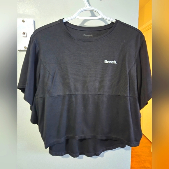 Bench top - Picture 1 of 3